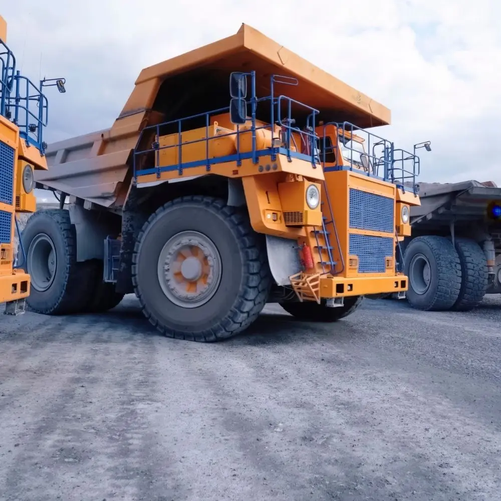 Tehli̇keli̇ Ve Çok Tehli̇keli̇ İşlerde Kaya Kamyonu Kullanimi Bi̇lgi̇lendi̇rme Eği̇ti̇mi̇ Uzmanlık Eğitimi