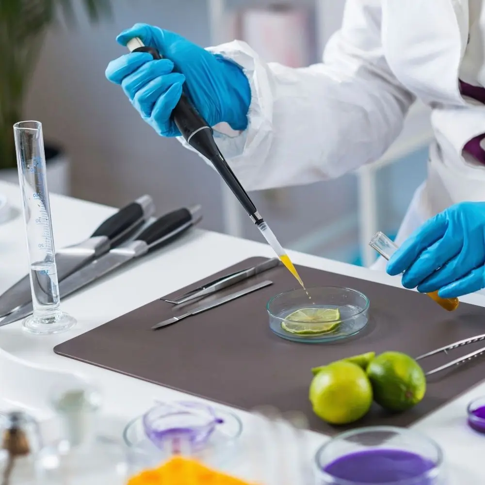 Tehli̇keli̇ Ve Çok Tehli̇keli̇ İşlerde Su Anali̇zleri̇ Eği̇ti̇mi̇ Yetkinlik ve Kariyer Eğitimi