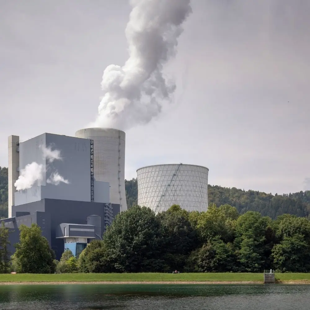 Tehli̇keli̇ Ve Çok Tehli̇keli̇ İşlerde Termi̇k Santral Laboratuarciliği Eği̇ti̇mi̇ ve Sektörel Uzmanlık