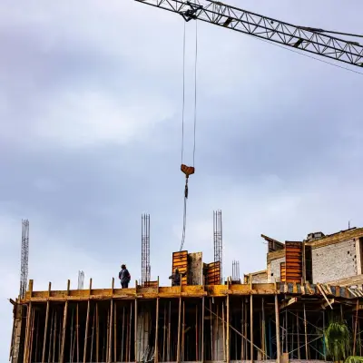 YAPI SEKTÖRÜNDE ÇALIŞANLARA YÖNELİK AHŞAP KALIPÇI